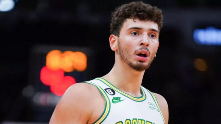 Rockets Koçu Silas, Alperen’in Çok Büyük Bir Potansiyele Sahip Olduğunu İfade Etti
