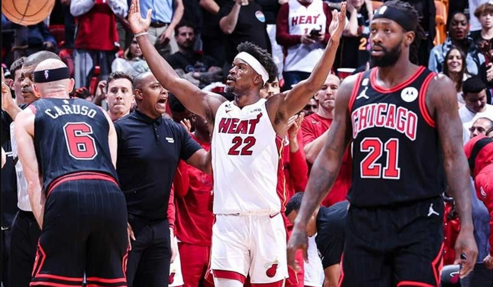 Miami, Chicago’yu Yeni Play-Off Biletini Kaptı (Ömer Faruk süre almadı)