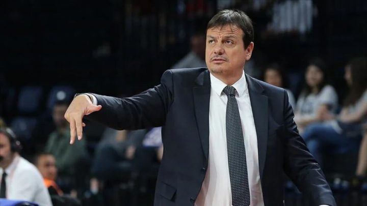 Koç Ataman, Sezonun Kalanına ve Panathinaikos ile Görüşmesine Dair Açıklamalarda Bulundu