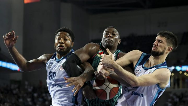 Maç Sonu Analizi: Karşıyaka, Telekom’un Serisine Son Verdi ve Servis Kırdı!