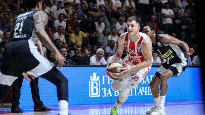 Kızıl Yıldız, Evinde Kazanarak Seriye Tutundu