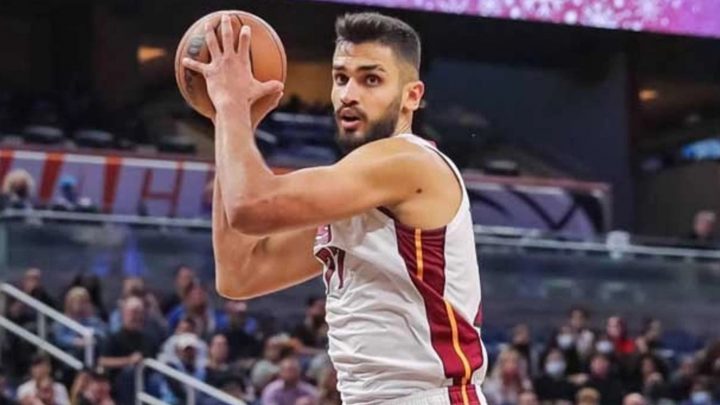 İDDİA: Anadolu Efes, Ömer Faruk ile İlgileniyor (Analiz)