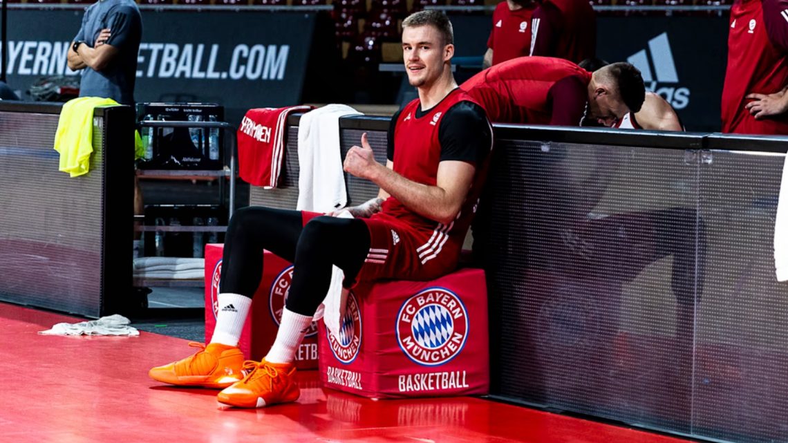 RESMİ: Bayern, Radoncic Transferini Açıkladı RESMİ: Bayern, Radoncic Transferini Açıkladı
