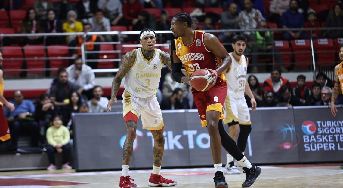 Galatasaray, Samsun Deplasmanında Son Saniyede Kazandı