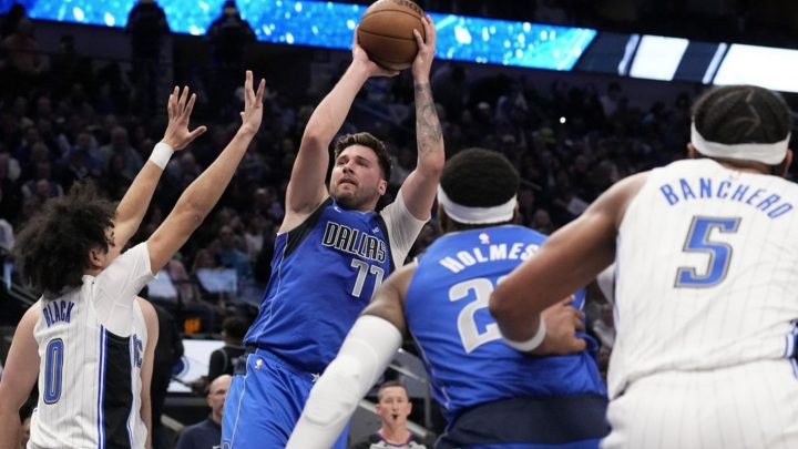 Dallas, Orlando Engelini Son Nefeste Geçti (Doncic’den parmak ıssırtan performans!)