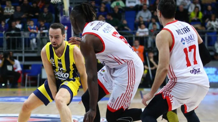 Fenerbahçe, Bahçeşehir Karşısında Ecel Terleri Dökerek Uzatmada Kazanabildi