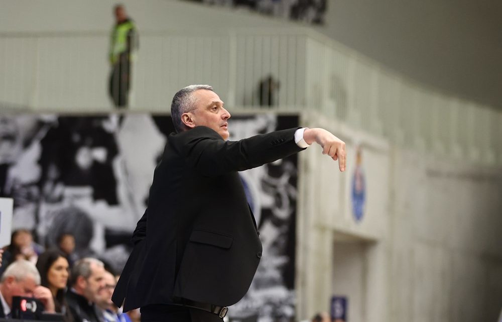 Koç Radonjic, Porto Maçı Sonrası Açıklamalarda Bulundu Koç Radonjic, Porto Maçı Sonrası Açıklamalarda Bulundu