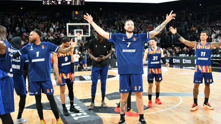 Asvel, Milano’yu Eksik Yakalamışken Kazanmayı Bildi