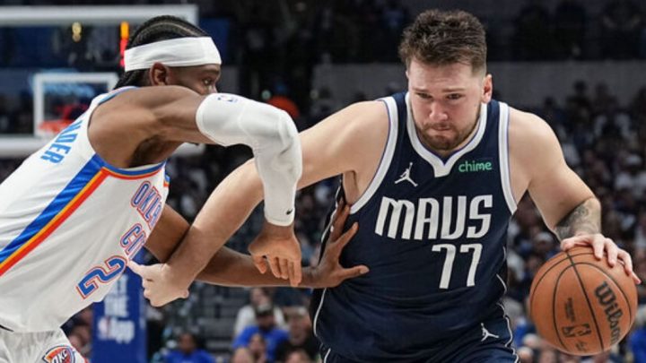 Dallas, Oklahoma’yı Evinde Devirip Seride Öne Geçti