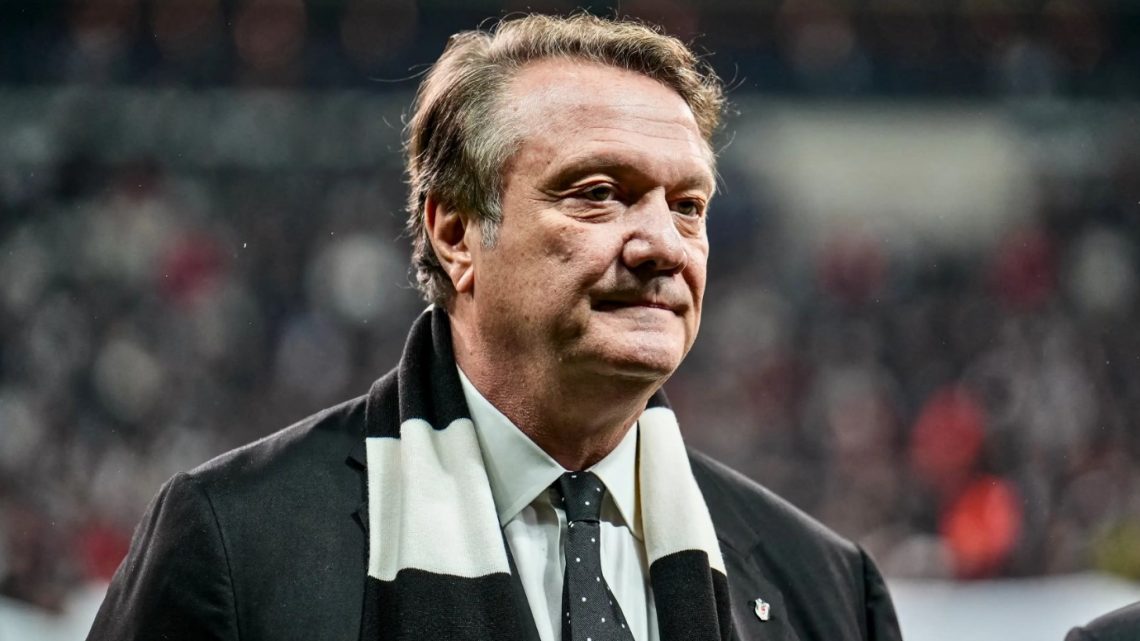 Beşiktaş Başkanı Arat, Basketbol Şubesine Dair Kritik Açıklamalar Yaptı Beşiktaş Başkanı Arat, Basketbol Şubesine Dair Kritik Açıklamalar Yaptı
