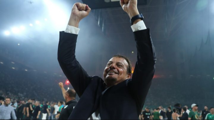 Sözünü Tutan Koç Ataman, Şampiyonluk Sonrası Açıklamalarda Bulundu