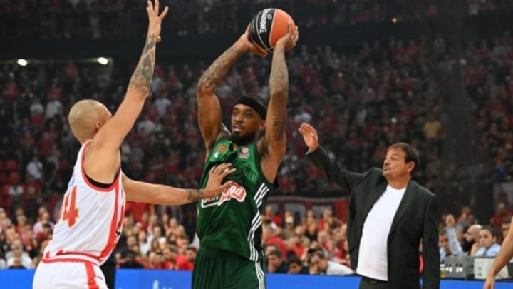 Koç Ataman, Olympiakos Zaferi Sonrası Açıklamalarda Bulundu