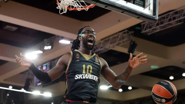 İDDİA: Kızıl Yıldız, Brown ile Anlaşmak Üzere (Analiz)