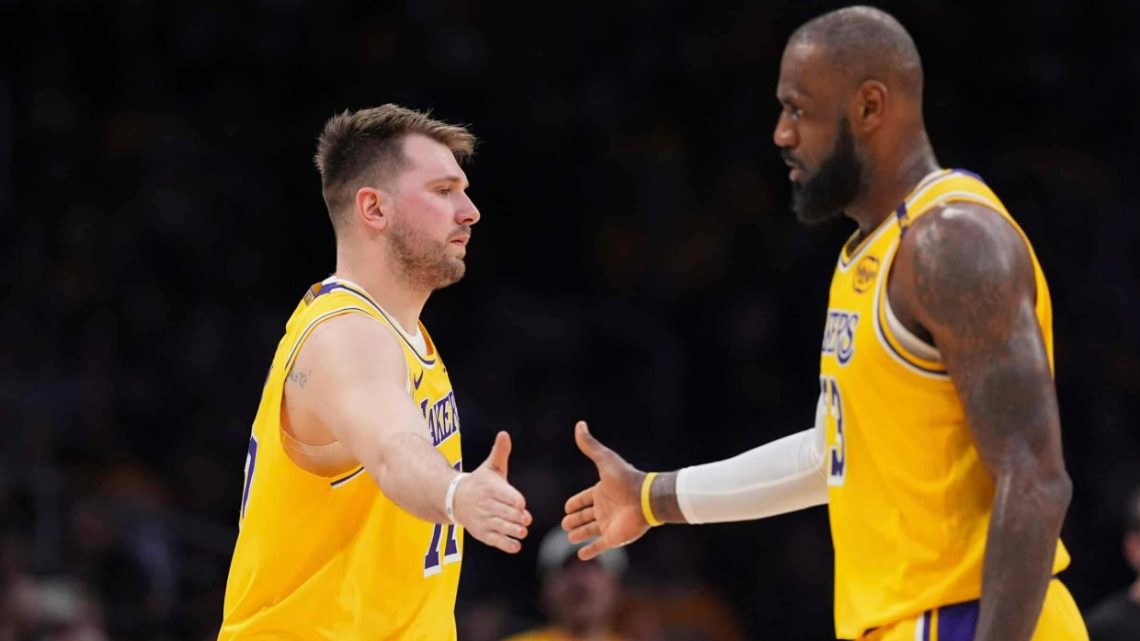 Lakers, Doncic’in İlk Maçında Konuk Ettiği Utah’ı Rahat Geçti