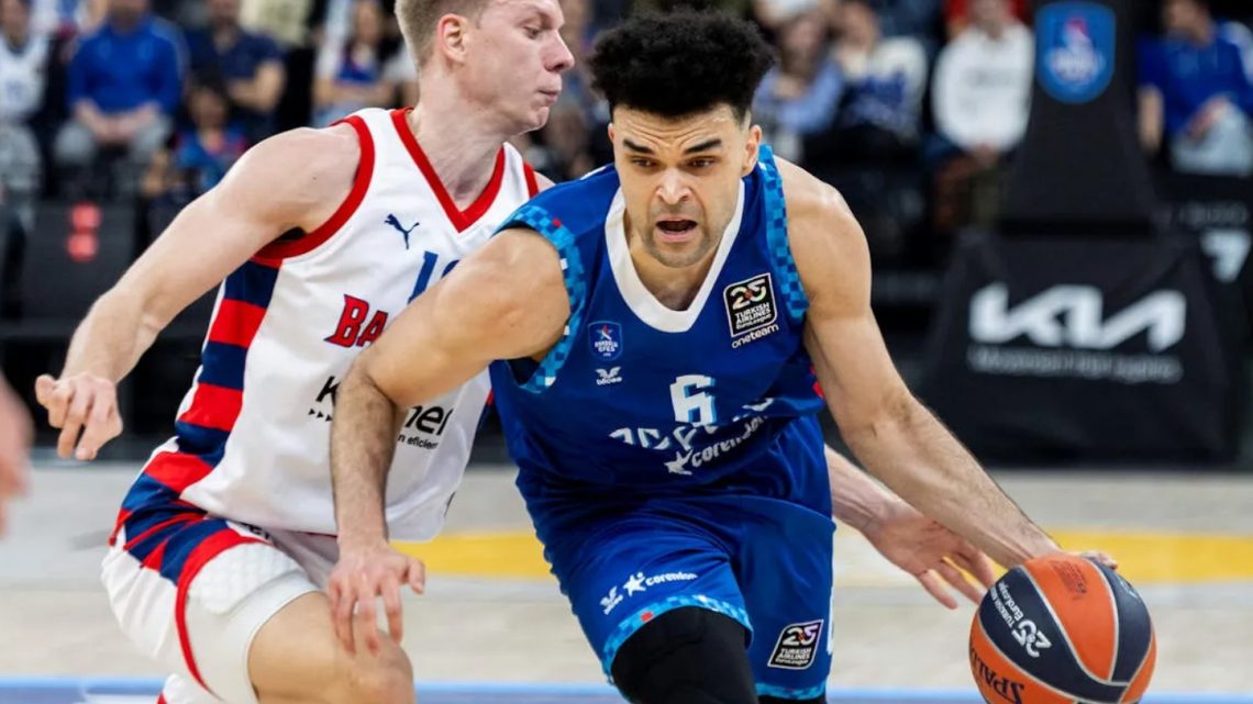 Analiz: Efes, Larkin Liderliğinde Baskonia Engelini Farklı Geçti