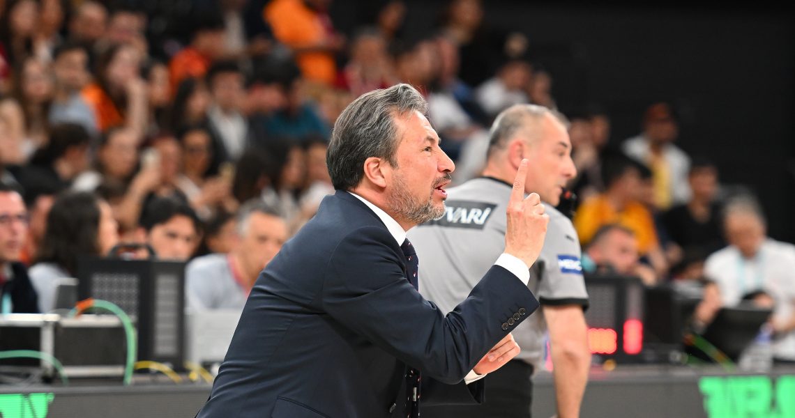 Koç Banchi, Galatasaray Galibiyeti Sonrası Konuştu Koç Banchi, Galatasaray Galibiyeti Sonrası Konuştu