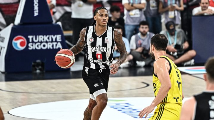 Beşiktaş, Fenerbahçe’yi Evinde Farklı Yenerek Seriye Tutundu