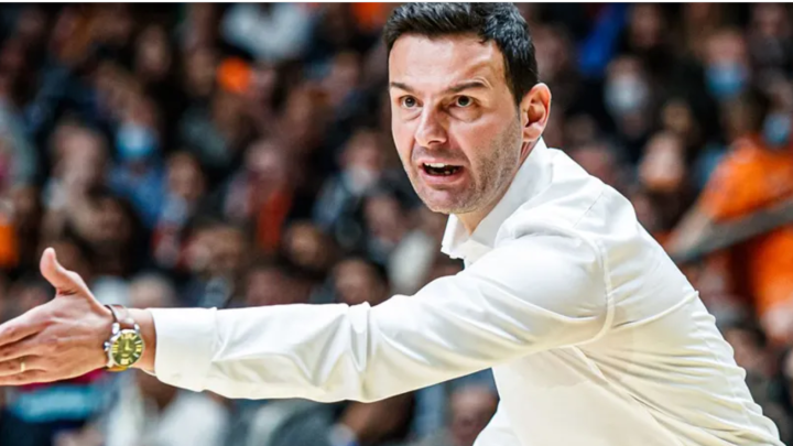 RESMİ: Aris’in Yeni Koçu Milicic Oldu RESMİ: Aris’in Yeni Koçu Milicic Oldu