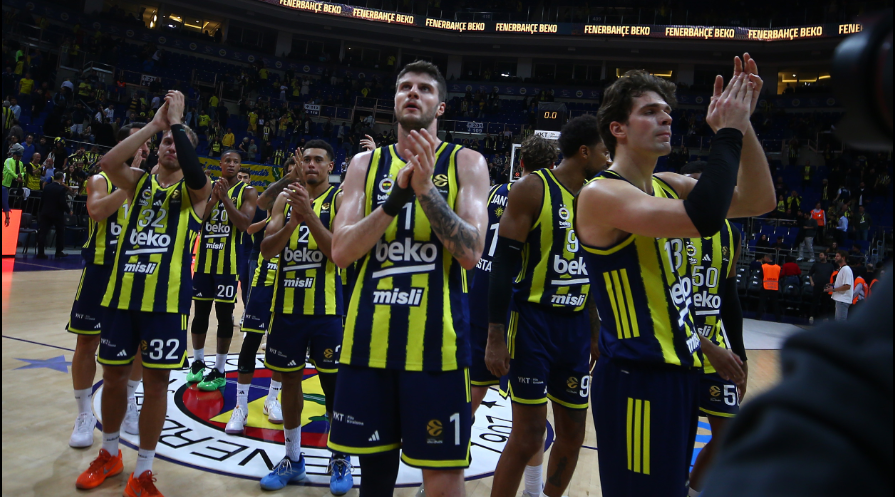 Maç Sonu Analizi: Fenerbahçe, Bayern’i Farklı Geçerek Moral Buldu Maç Sonu Analizi: Fenerbahçe, Bayern’i Farklı Geçerek Moral Buldu