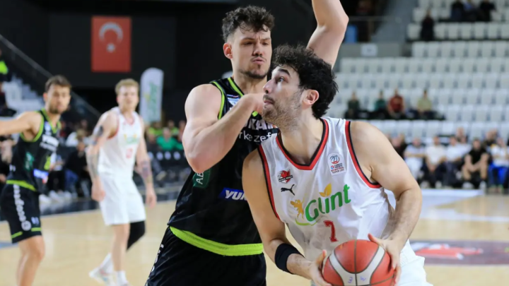 Maç Sonu Analizi: Manisa, Merkezefendi Karşısında Kazanarak Nefes Aldı Maç Sonu Analizi: Manisa, Merkezefendi Karşısında Kazanarak Nefes Aldı