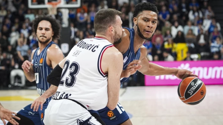 Maç Sonu Analizi: Efes, Dozier’in Kariyer Rekoruna Rağmen Milano’ya 2 Uzatma ile Kaybetti