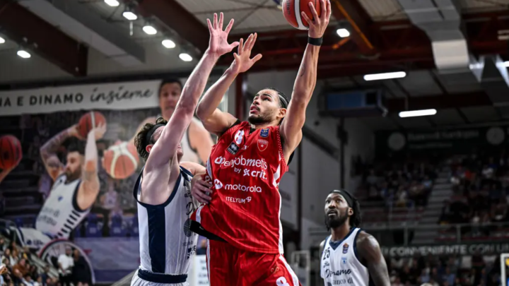 İDDİA: Fenerbahçe, Fin Forvet Nkamhoua ile İlgileniyor (Analiz)