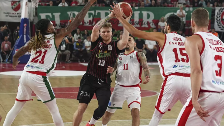 Manisa, Karşıyaka Deplasmanında Zorlanmadı